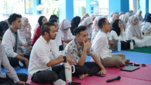 Potret para pendidik dan tendik dalam kegiatan pembinaan