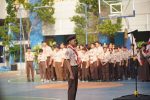 Potret siswa yang bertanggung jawab sebagai pemimpin Upacara Hari Pramuka Nasional 2026